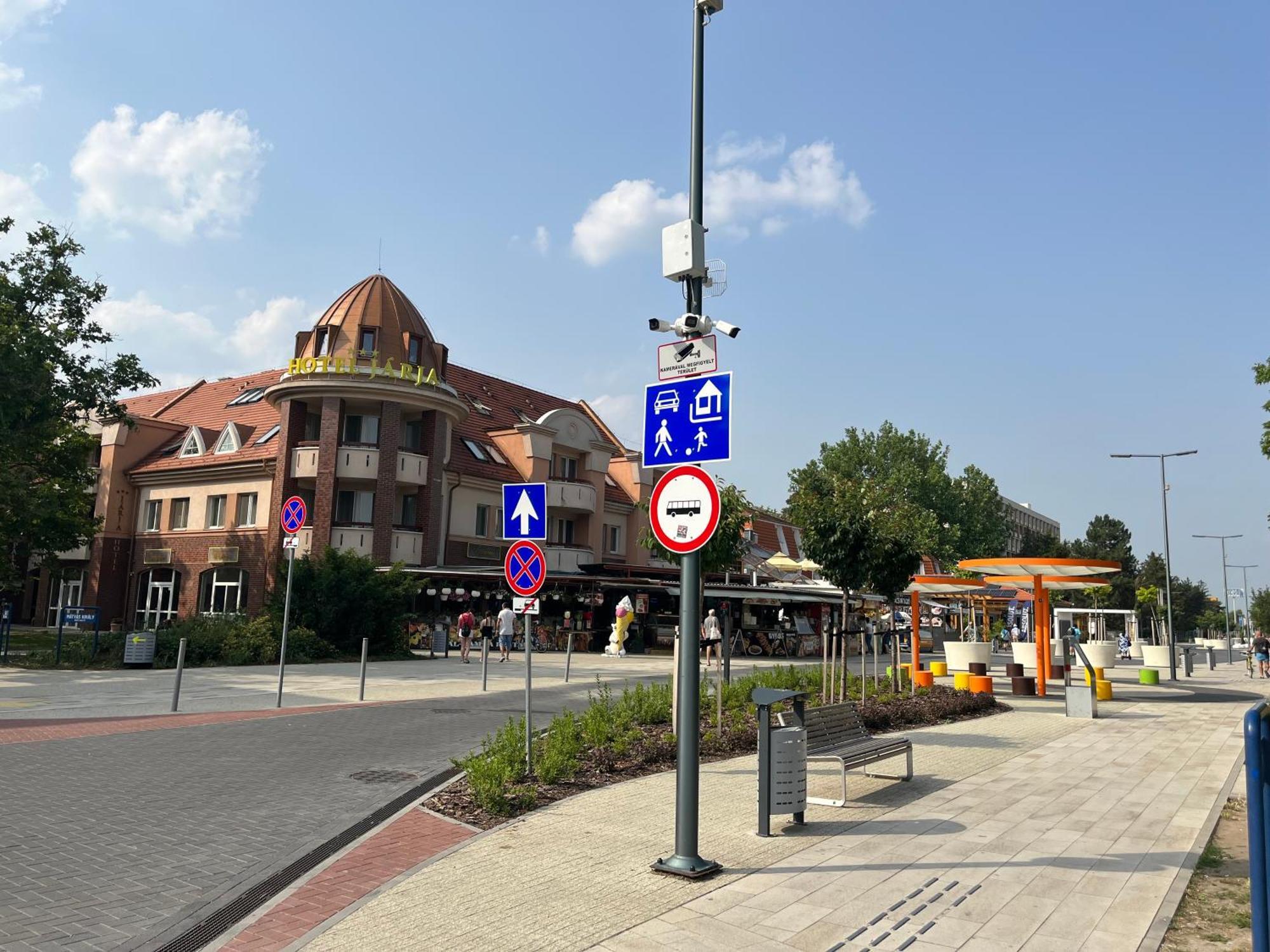 Grace Apartman Hajduszoboszlo Bagian luar foto
