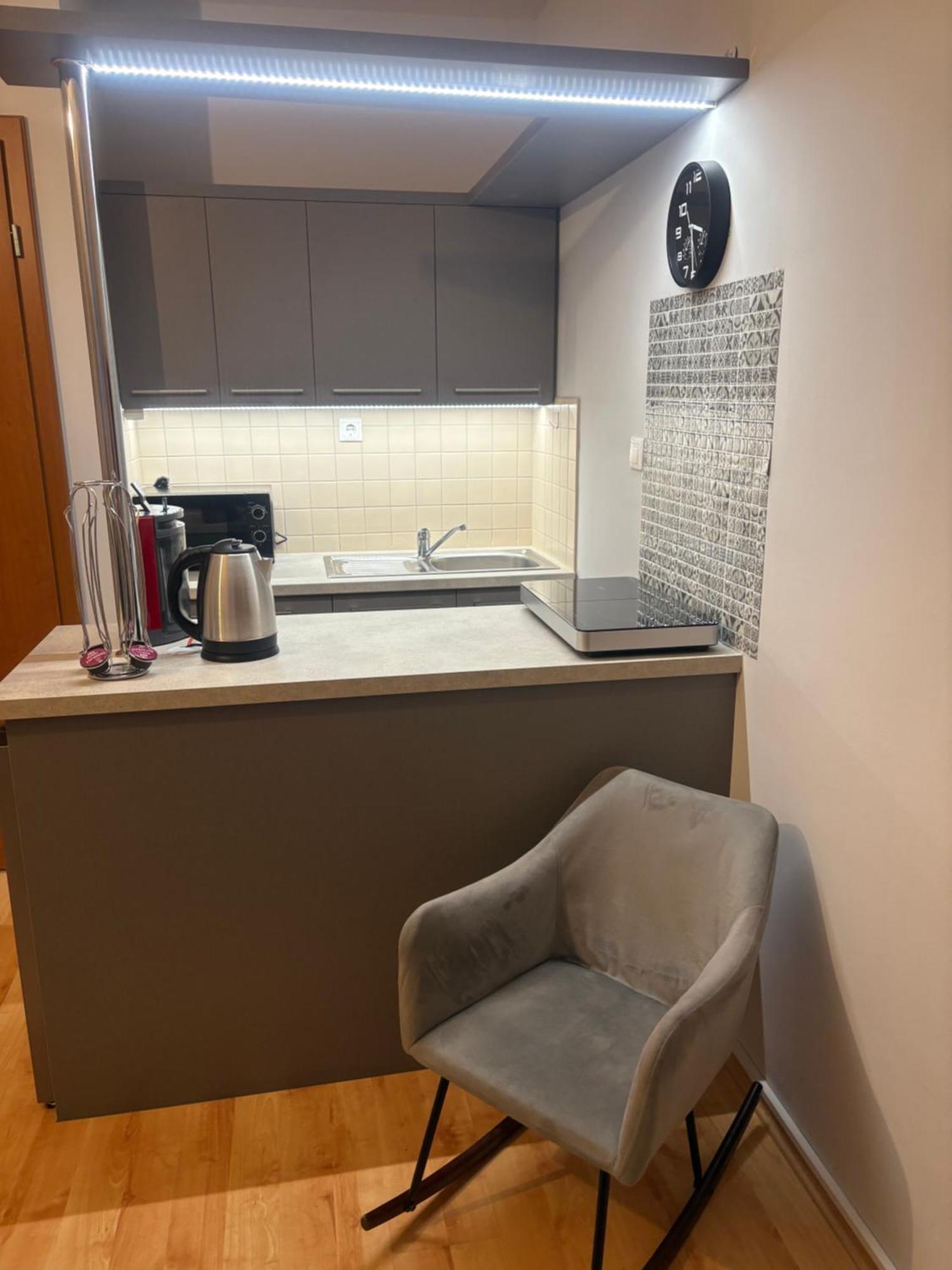 Grace Apartman Hajduszoboszlo Bagian luar foto